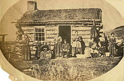 1891 US Closes it doors to polygamists_ 250px-Polygamist_Family_1888